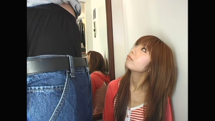 「【素人企画】ウブな女子店員にドッキリ!ハレンチ試着室で恥じらい羞恥プレイ【AIリマスター高画質】」のサンプル画像5枚目