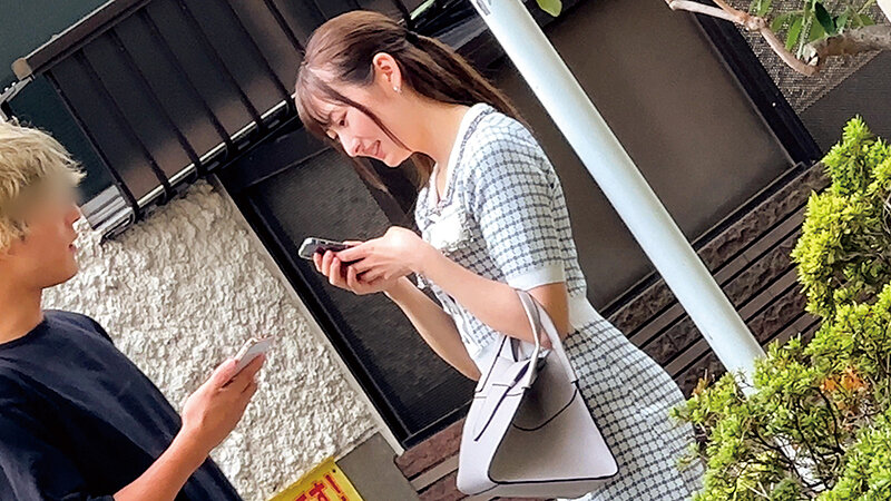 「【素人ナンパ】美少女女子大生じゅん&あかりとのハメ撮り中出し映像【シロウト女子ハメ図鑑】」のサンプル画像1枚目