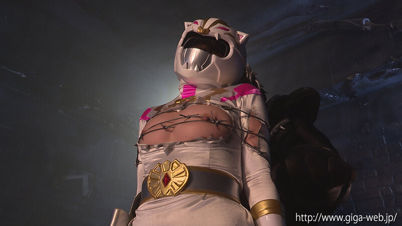 「辻さくらが挑む女戦士ヒロインドミネーション!ワイルドレンジャー屈辱の敗北と試練」のサンプル画像16枚目