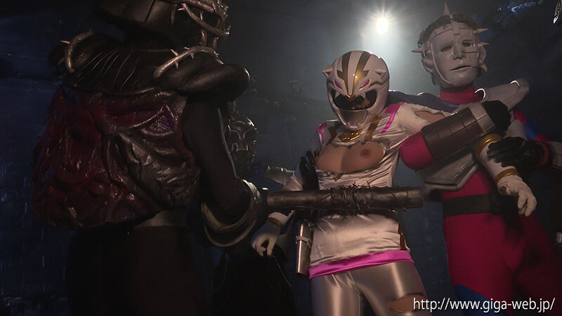 「辻さくらが挑む女戦士ヒロインドミネーション!ワイルドレンジャー屈辱の敗北と試練」のサンプル画像18枚目