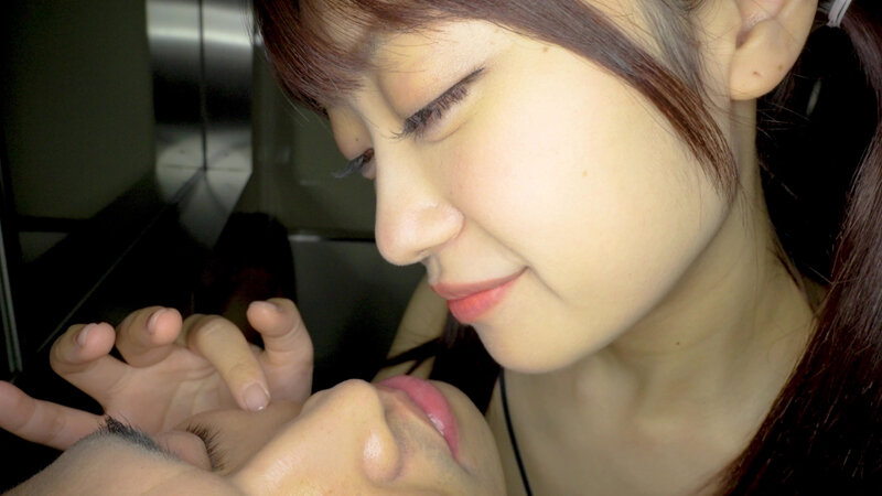 「【笠木いちか】美人お姉さん素人の濃厚鼻フェラ＆唾液プレイ個人撮影映像」のサムネイル