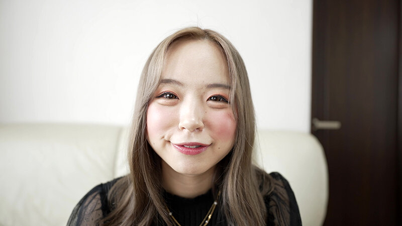 「【菊池はる】素人お姉さんをナンパ！初体験の恥じらいが可愛い個人撮影動画」のサンプル画像1枚目