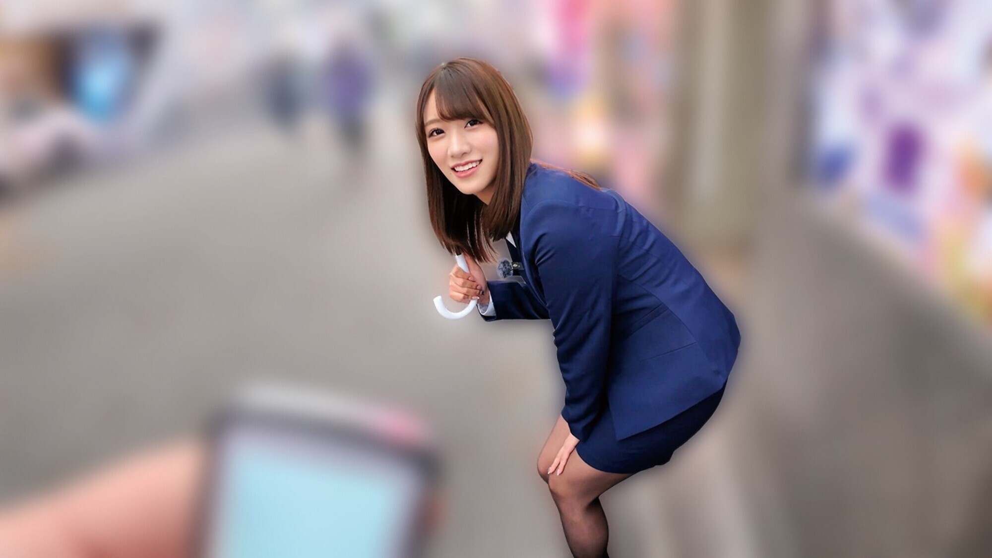 「素人美少女とリモコンバイブお散歩ー黒パンスト敏感キャリアウーマン編ー「もう我慢できません・・・//」人ごみの中、黒パンスト美脚ガクブル震わせイキまくってしまうOLたち!人生初の羞恥プレイでまさかのエロスイッチオン!車移動中も大胆カーオナニー!最後はホテルで心行くまで生セックス!」のサンプル画像14枚目