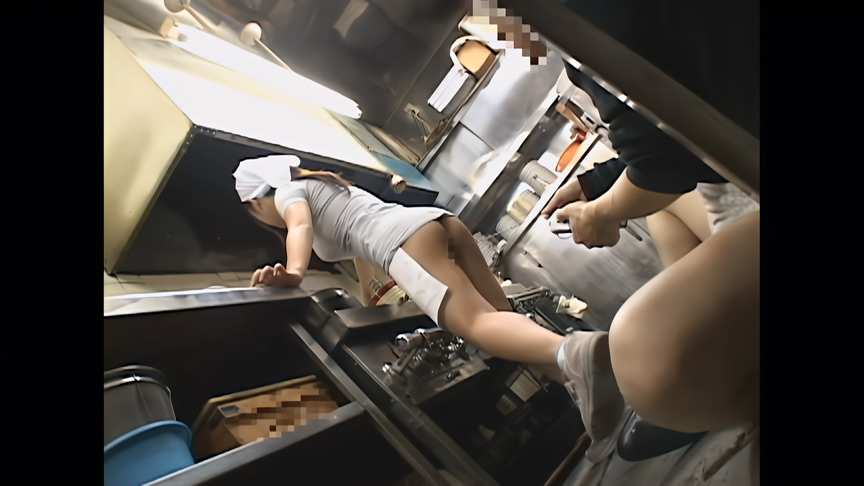「【AIリマスター】接客中に顔を紅潮させながら感じまくるバイト娘 ～ラーメン屋、クリーニング店、洋服屋、ガソリンスタンド～」のサンプル画像2枚目