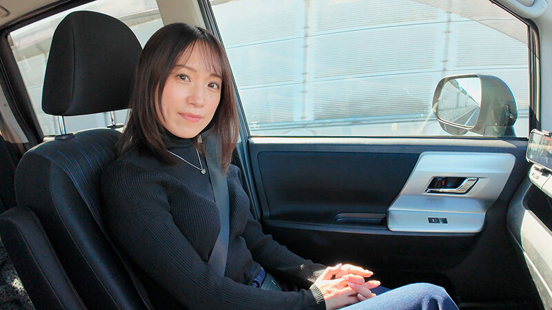 「長瀬麻美と不倫デート♡初ごっくん体験から中出しハメ撮りまで人妻の秘密の情事」のサンプル画像5枚目