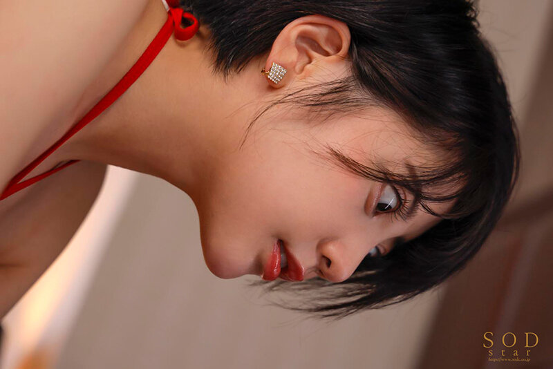 「夏目響がM男を責める中出しプレイ！スレンダー巨乳美女の猟奇的ペット調教が凄い」のサンプル画像7枚目