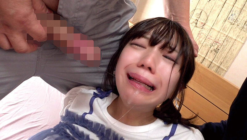 「日向由奈 パイパン美少女が隠れんぼで捕まる!小柄ミニ系の微乳ロリ娘が大人に見つかり…」のサンプル画像20枚目