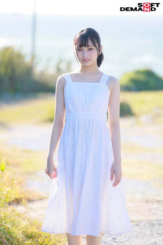 「音田絵凛18歳AVデビュー!スレンダー美少女素人がローション顔射プレイで魅せるギャップ」のサンプル画像8枚目