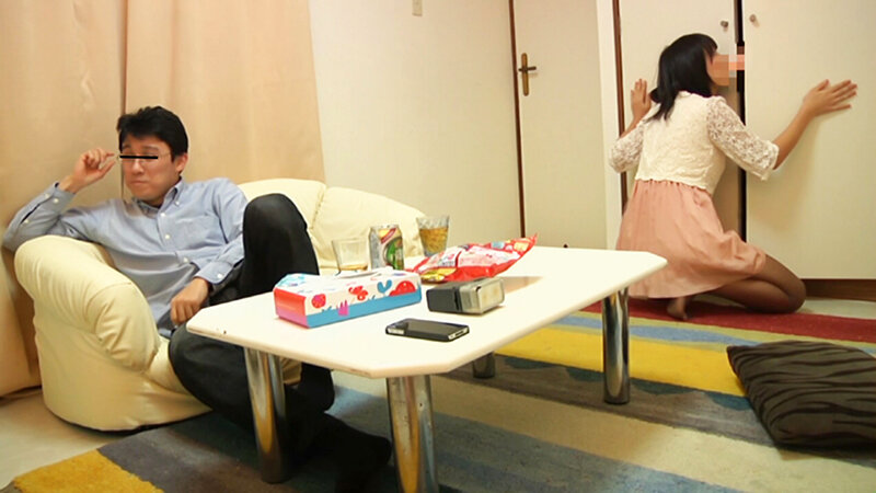 「【人妻NTR】寝取られ妻の衝撃不倫現場！バック・フェラで乱れる主婦の背徳セックス」のサムネイル