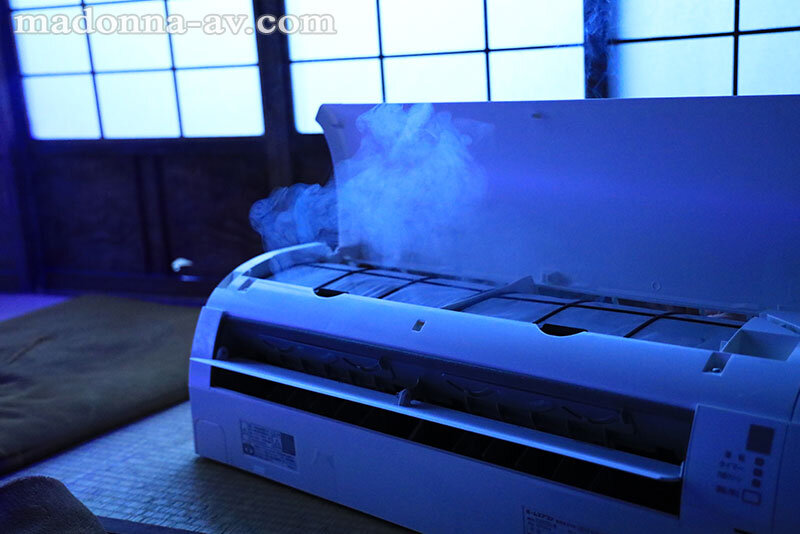 「吉永塔子が義母役で中出し熟女プレイ！汗だく人妻の濃厚セックスに興奮必至」のサンプル画像3枚目