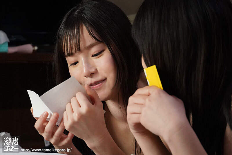 「松丸香澄×北村海智がレズキス解禁!巨乳美女2人の濃厚レズビアン温泉旅行」のサンプル画像11枚目