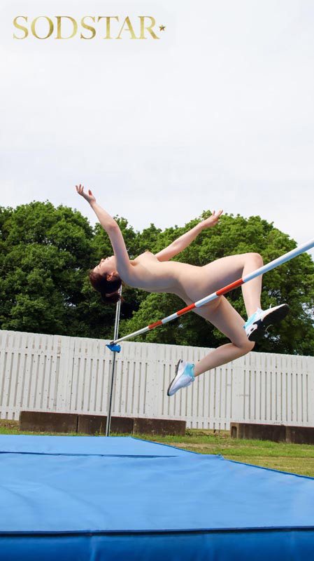 「神木麗が挑む全裸スポーツテスト|恥じらい美女の羞恥プレイ動画【フェチ】」のサンプル画像9枚目