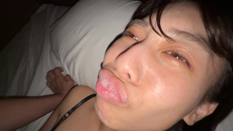 「【個人撮影】湊波流のデカ舌ディープキス＆ツバ鼻吸い」のサンプル画像19枚目