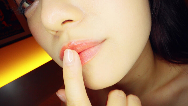「笠木いちか 口内観察＆指しゃぶり動画｜素人お姉さんの開口器プレイが話題【個人撮影】」のサムネイル