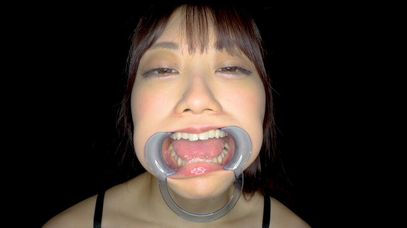 「笠木いちか 口内観察&指しゃぶり動画|素人お姉さんの開口器プレイが話題【個人撮影】」のサンプル画像19枚目