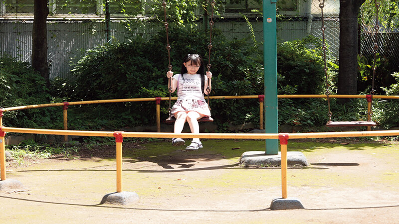 「美少女系女優の中出しプレイ動画|ミニ系・小柄な貧乳美少女との濃厚セックス」のサンプル画像8枚目