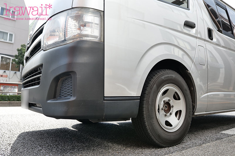 「桜もこが汗だくで連続中出しされる女子大生動画|イラマチオで責められる危険な末路」のサンプル画像2枚目