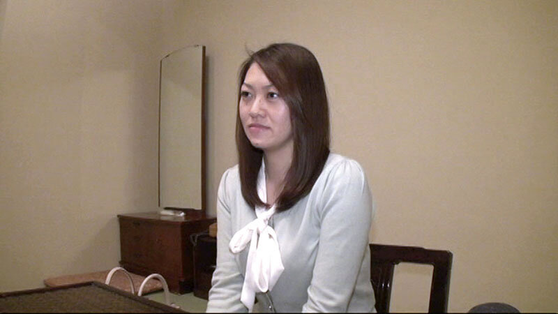 「【人妻NTR】33歳の妻を寝取らせる羞恥プレイ|興奮必至の寝取られ人妻動画」のサンプル画像2枚目