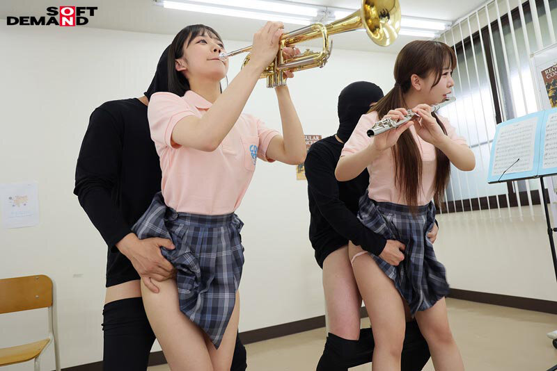 「沙月恵奈・小野寺舞ら制服女子校生5人と即ハメ中出し！幼なじみとの甘酸っぱい青春性交群像劇」のサンプル画像14枚目