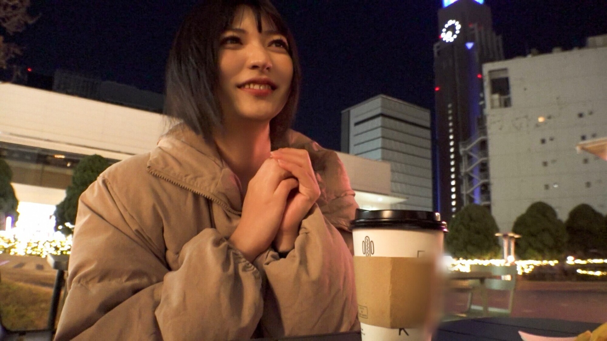 「素人ヤリマンランド 異常性癖！見た目とは裏腹にセックスが好きすぎる痴女ちゃんたちw」のサムネイル