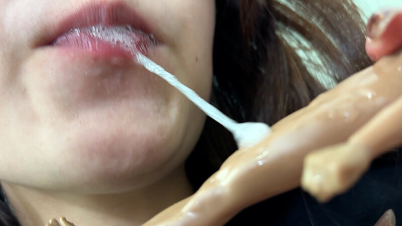 「スレンダーお姉さんがディルドとバイブでオナニー｜唾液たっぷり濃厚セルフプレイ」のサンプル画像14枚目