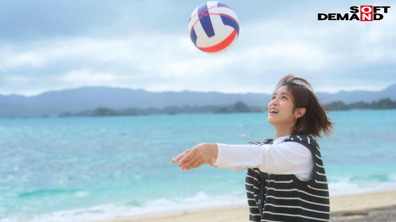 「玉城夏帆 母乳たっぷり人妻が潮吹き初体験!沖縄出身3児のママがAVデビュー」のサンプル画像5枚目