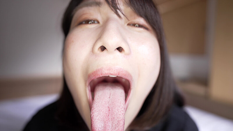 「【湊波流】素人お姉さんをナンパ!舌ブラシで汚舌苔採取する個人撮影動画」のサンプル画像3枚目