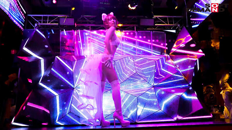 「愛咲きららAVデビュー！ギャル美女が3P・顔射・ごっくんで絶頂アクメ連発」のサンプル画像2枚目