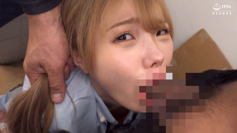 「美少女女子校生10人のイラマチオBEST あおいれな・松本いちか・なごみら人気女優の激しい喉奥プレイ240分」のサンプル画像19枚目