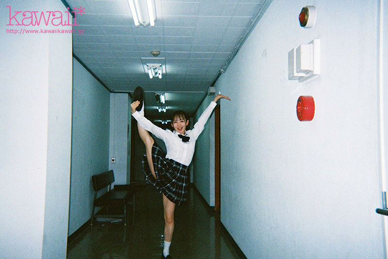 「美少女JK4人組とハーレム3P4P中出し乱交|かりん・めいさ・ゆな・いつきの校則違反プレイ」のサンプル画像14枚目