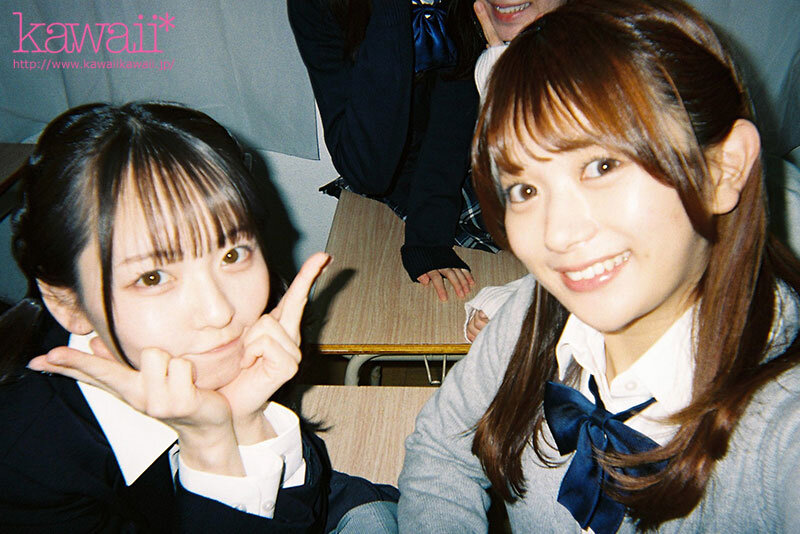 「美少女JK4人組とハーレム3P4P中出し乱交|かりん・めいさ・ゆな・いつきの校則違反プレイ」のサンプル画像2枚目