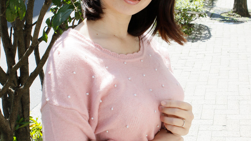 「無自覚な着衣巨乳がターゲット!ムチムチの食べ頃ボディ! 笑顔が素敵な癒し系! 緩すぎる豊満巨乳妻 ナンパ中出し12人4時間SP(4)」のサンプル画像3枚目