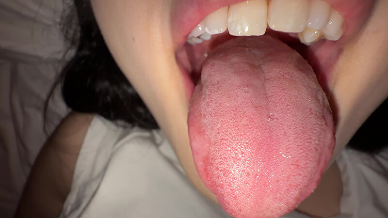 「【横山夏希】美人お姉さんをナンパ!素人風の濃厚キス個人撮影が話題」のサンプル画像14枚目