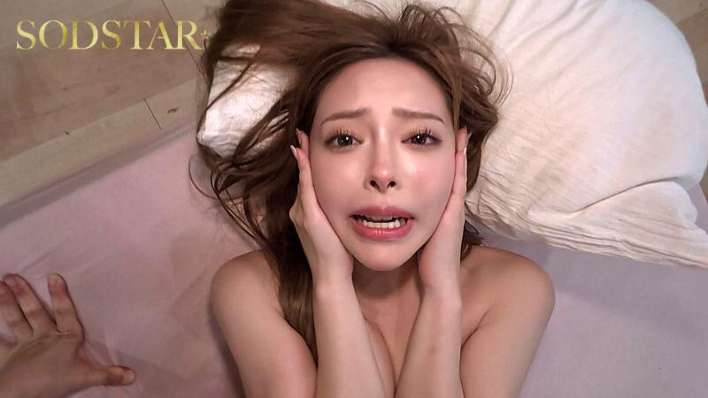 「小倉由菜が3P・4Pで白目絶頂!中出しされて失神する過激プレイ動画」のサンプル画像6枚目