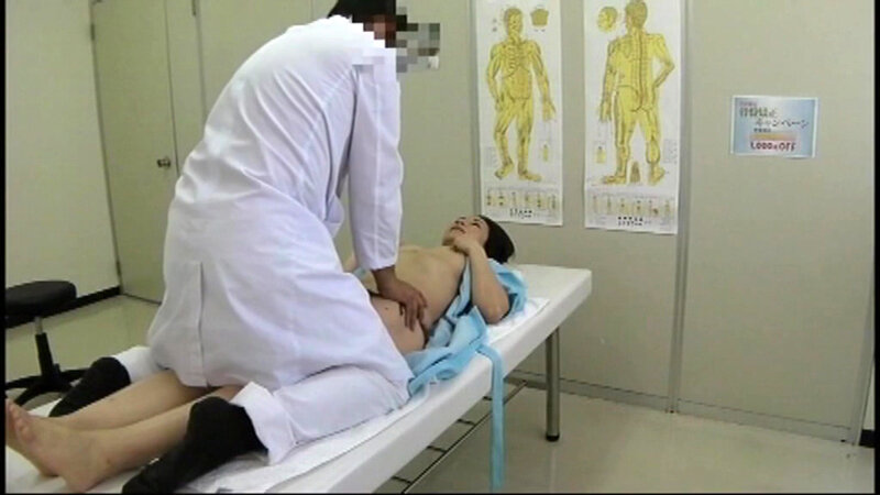 「【人妻熟女】性感マッサージで乱れる奥様たち｜濃厚エステ体験240分スペシャル」のサンプル画像11枚目