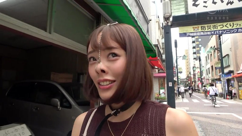 「しおかわ雲丹が野外露出で羞恥プレイ!パイパンM女お姉さんの鼻フック&ぶっかけ3P調教」のサンプル画像6枚目