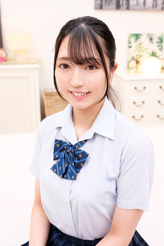 「永野鈴が学生服姿でナンパ企画に挑戦！クンニ我慢チャレンジ失敗で中出し罰ゲーム」のサンプル画像1枚目