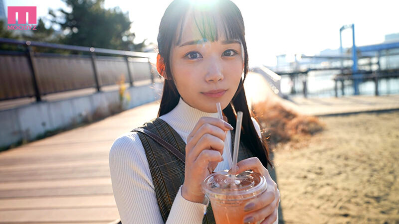 「宮崎千尋の初デートで濃厚キス＆フェラ！美少女と過ごす甘い時間を完全収録」のサンプル画像3枚目