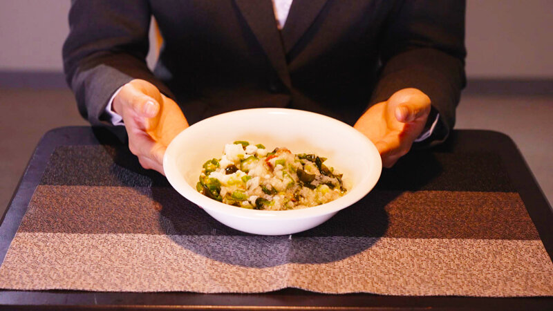 「三池小春の濃厚キス＆ねっとりフェラ動画｜ディルドプレイで魅せる口技テクニック」のサンプル画像7枚目