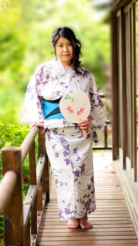 「【熟女】豊満ぽっちゃり熟女12人と中出しSEX！福を呼ぶパワースポットボディ240分」のサンプル画像2枚目