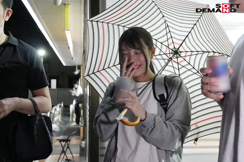 「【素人女子大生】倉庫バイト娘の濃厚ご奉仕ハメ撮り｜中出し＆ごっくんで魅せる地味カワ美女の本性」のサンプル画像11枚目