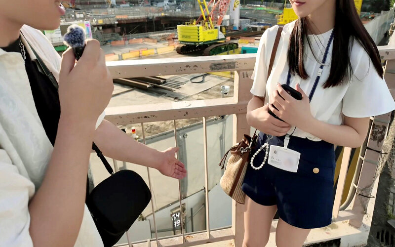 「【素人OL】品川で美女をナンパ!オシャレなお姉さんを即ハメする街角キャッチ動画」のサンプル画像17枚目