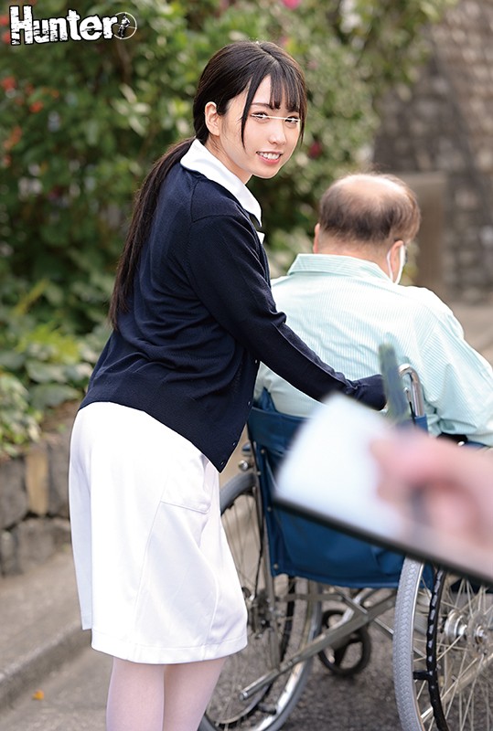 「【職業色々】名前を書くだけでヤレる夢のノート!フェラ&騎乗位で美女たちを攻略する禁断のストーリー」のサムネイル