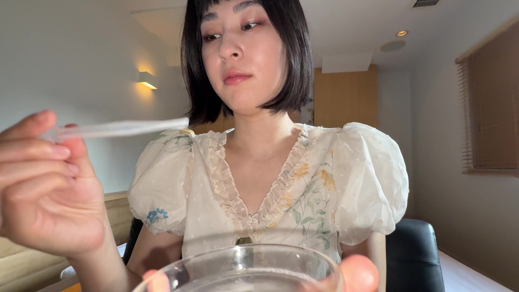 「【個人撮影】閲覧注意!大園明歩の唾液を加湿器で噴霧してみた!」のサンプル画像2枚目