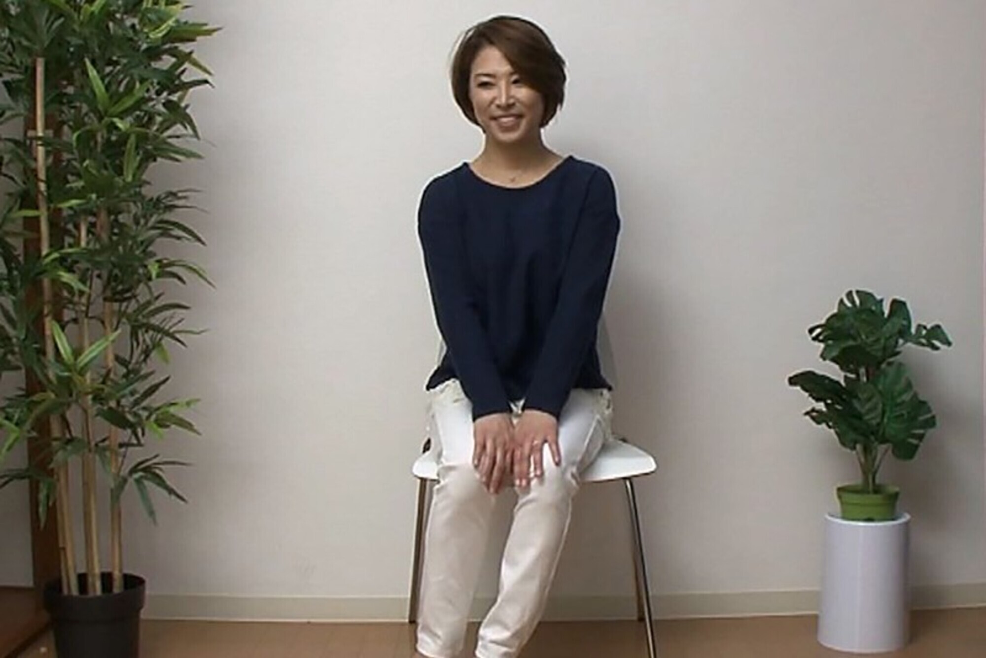 「素人初ヘアヌード撮影会 Vol.085 永田美紀 40歳／堀口玲子 35歳」のサムネイル
