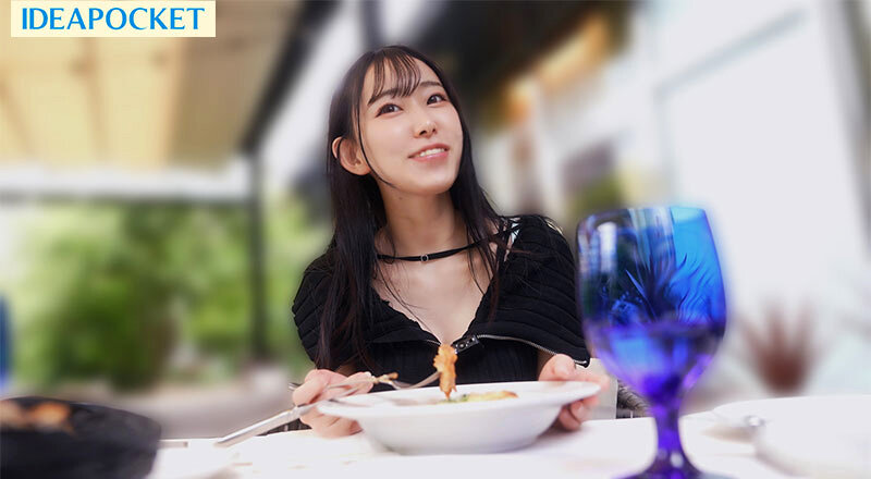 「月城りり香のハメ撮り動画|スレンダー素人風フェラ&騎乗位で魅せる配信限定映像」のサンプル画像1枚目