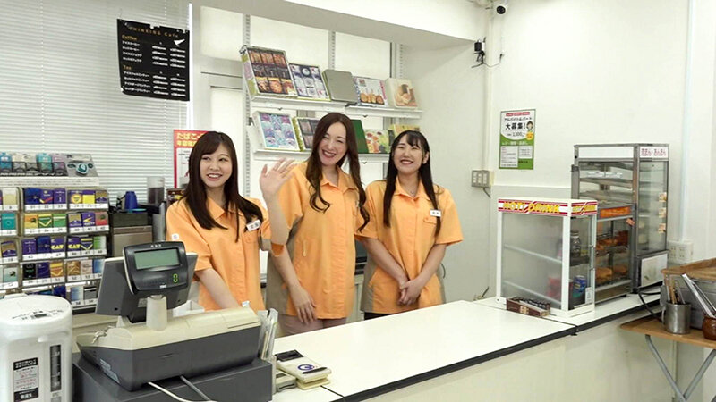 「綾瀬こころ 巨乳女子大生がコンビニで中出し!素人Hカップ娘の禁断アルバイト事情」のサンプル画像1枚目