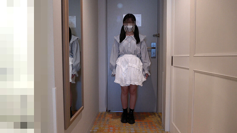 「【素人M女】マゾ美少女の制服女子大生がSMプレイで調教される姿が美しすぎる」のサンプル画像1枚目