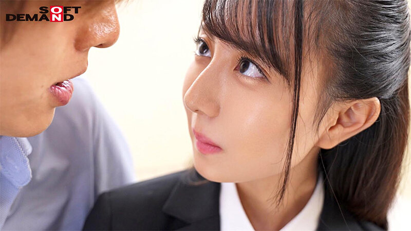 「森川玉緒のハメ撮り動画｜ビジネススーツ姿の美少女ADがAVデビュー」のサンプル画像11枚目