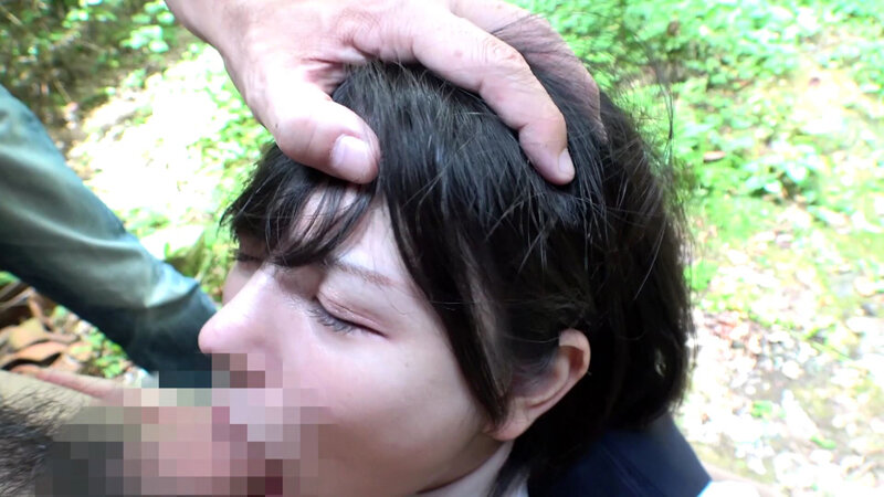 「制服美少女JKを野外露出で調教!ミニ系女子校生との禁断プレイ8時間BEST」のサンプル画像17枚目